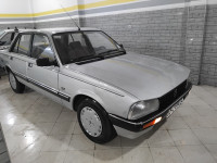 voitures-peugeot-505-1990-ras-el-oued-bordj-bou-arreridj-algerie