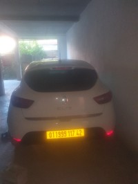 cars-renault-clio-4-2017-limited-2-tipaza-algeria
