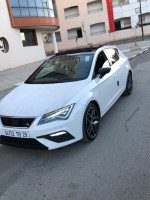 voitures-seat-leon-2019-beats-mohammadia-mascara-algerie