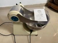 Raylan عجانة كهربائية ماركة عالمية تصلح للإستعمال المهني pétrin 5kg  