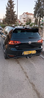 moyenne-berline-volkswagen-golf-7-2015-baba-hassen-alger-algerie