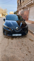 voitures-renault-clio-5-2023-marsat-el-hadjadj-oran-algerie