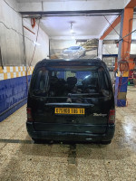 voitures-citroen-berlingo-2006-algerie