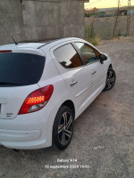 voitures-peugeot-207-2011-allure-ksour-bordj-bou-arreridj-algerie