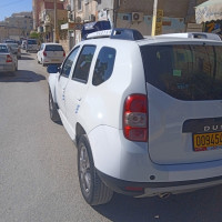 voitures-dacia-duster-2015-biskra-algerie