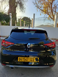 voitures-renault-clio-5-2023-rs-line-saida-algerie