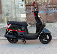 motos-et-scooters-1-cuxi-2022-bab-ezzouar-alger-algerie