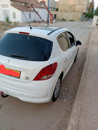 voitures-peugeot-207-2012-allure-ain-defla-algerie