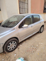 voitures-peugeot-307-2005-chlef-algerie