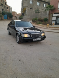 voitures-mercedes-classe-c-1995-c200-chlef-algerie