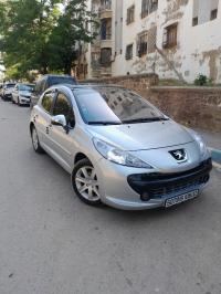 سيارات-peugeot-207-2008-premium-الشلف-الجزائر