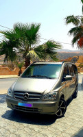 location-de-vehicules-voiture-vip-08-place-avec-chauffeur-alger-centre-algerie