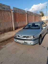 voitures-renault-laguna-1-2000-oued-rhiou-relizane-algerie