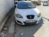 سيارات-seat-leon-2012-شراقة-الجزائر