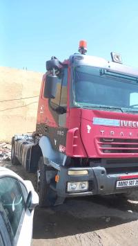 شاحنة-iveco-traker-2007-سطيف-الجزائر