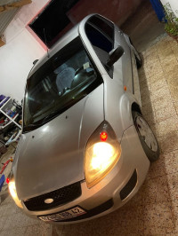 voitures-ford-fiesta-2008-cherchell-tipaza-algerie