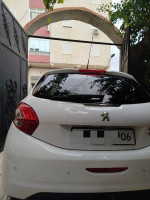 voitures-peugeot-208-2015-allure-bejaia-algerie