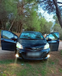 voitures-toyota-yaris-2012-tiaret-algerie