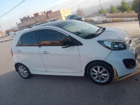 voitures-kia-picanto-2015-brazilia-bordj-bou-naama-tissemsilt-algerie