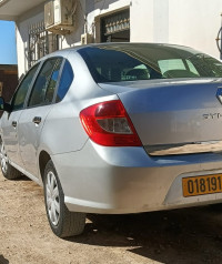 voitures-renault-symbol-2009-seggana-batna-algerie