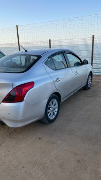 voitures-nissan-sunny-2015-reghaia-alger-algerie