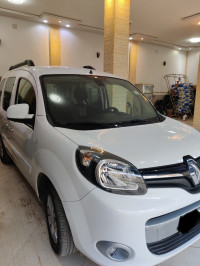 voitures-renault-kangoo-2021-ain-defla-algerie