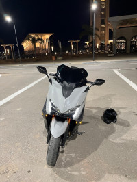 motos-et-scooters-yamaha-tmax-dx-2018-bab-ezzouar-alger-algerie