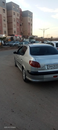 voitures-peugeot-206-sedan-2008-boutlelis-oran-algerie