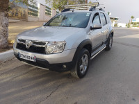 voitures-dacia-duster-2012-ambiance-relizane-algerie