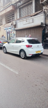 voitures-seat-ibiza-2018-style-facelift-ain-el-turck-oran-algerie