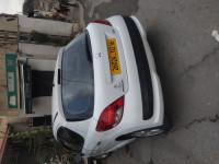 voitures-peugeot-207-2012-alger-centre-algerie