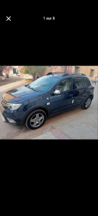 voitures-dacia-sandero-2018-tiaret-algerie