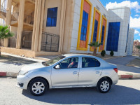 voitures-dacia-logan-2014-ksar-boukhari-medea-algerie