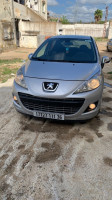 voitures-peugeot-207-2011-raml-souk-souarekh-el-tarf-algerie