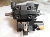 pieces-moteur-pompe-injection-renault-15-dci-chlef-algerie