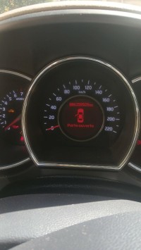 سيارات-kia-rio-5-portes-2014-السحاولة-الجزائر