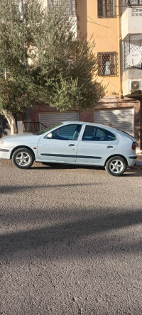 voitures-renault-megane-1-2000-tlemcen-algerie