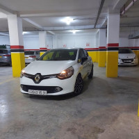 voitures-renault-kangoo-2024-version-stepway-bir-el-djir-oran-algerie