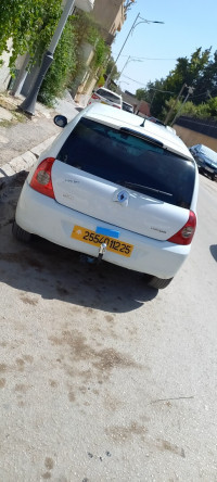 voitures-renault-clio-campus-2012-extreme-constantine-algerie