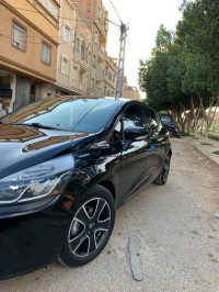 voitures-renault-clio-4-2015-limited-ain-defla-algerie