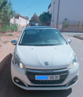 voitures-peugeot-208-2015-allure-facelift-oran-algerie