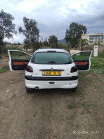 voitures-peugeot-206-2001-tres-propre-boumerdes-algerie