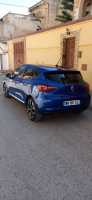 voitures-renault-clio-5-2022-bisnes-constantine-algerie