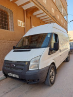 camion-ford-transit-2015-el-guerrara-ghardaia-algerie