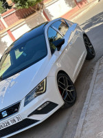 voitures-seat-leon-2018-beats-tighennif-mascara-algerie