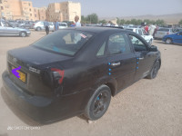 moyenne-berline-chevrolet-optra-5-portes-2010-el-kouif-tebessa-algerie