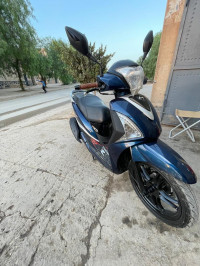 motos-et-scooters-st-sym-2022-laghouat-algerie