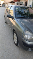 voitures-renault-clio-classique-2003-medea-algerie