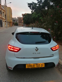 voitures-renault-clio-4-2022-limited-2-es-senia-oran-algerie