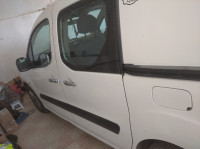 voitures-citroen-berlingo-2014-chorfa-bouira-algerie